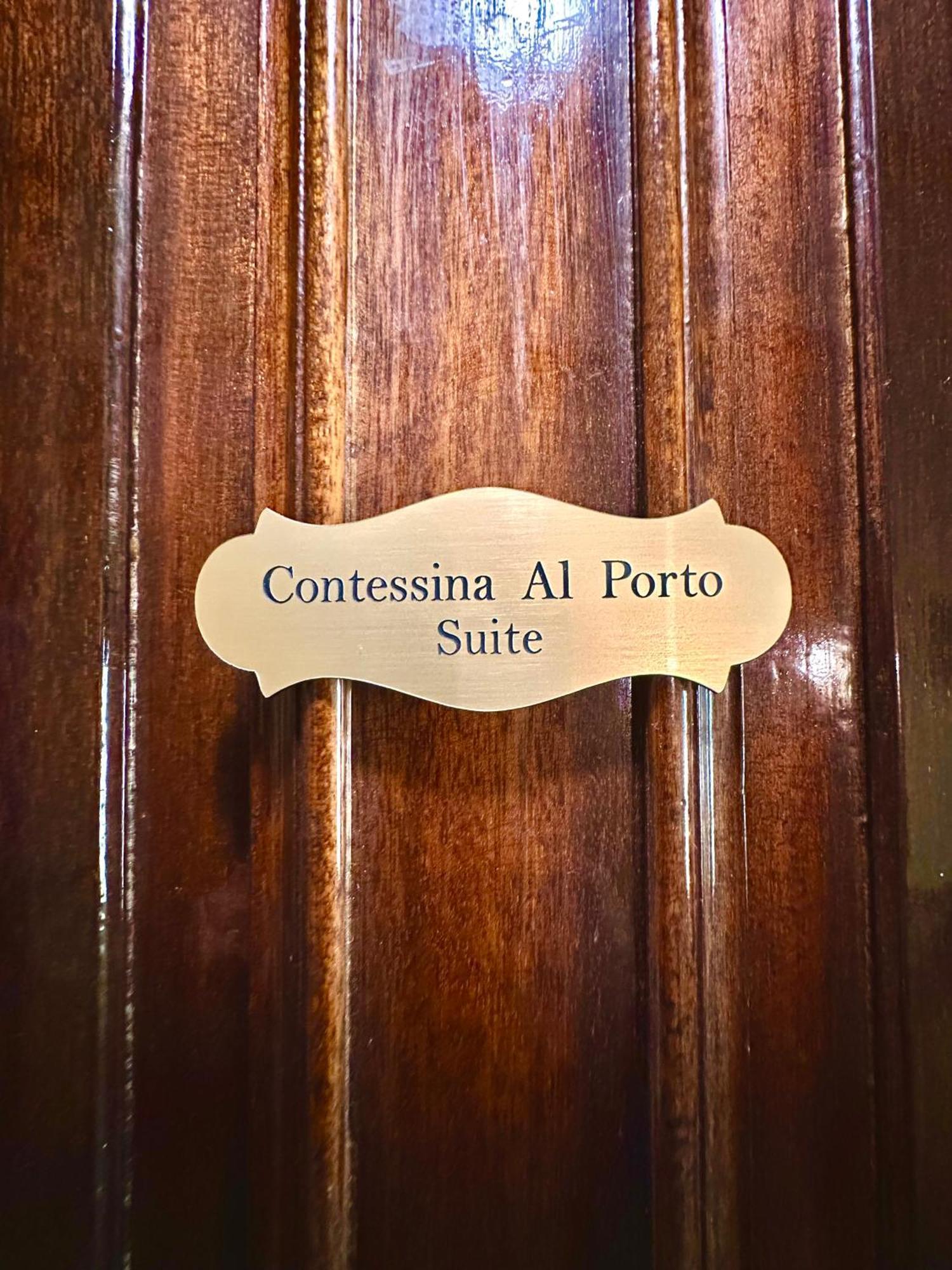 Contessina Al Porto Suite Mantouki Bagian luar foto